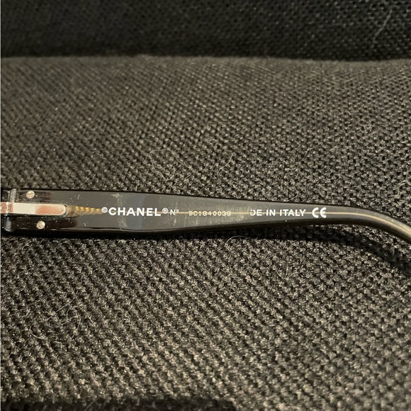 CHANEL Glasses Set of 2 - Picture 5 of 14